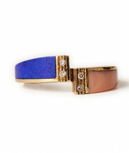 1970s Italian lapis and coral a contrariè ring.